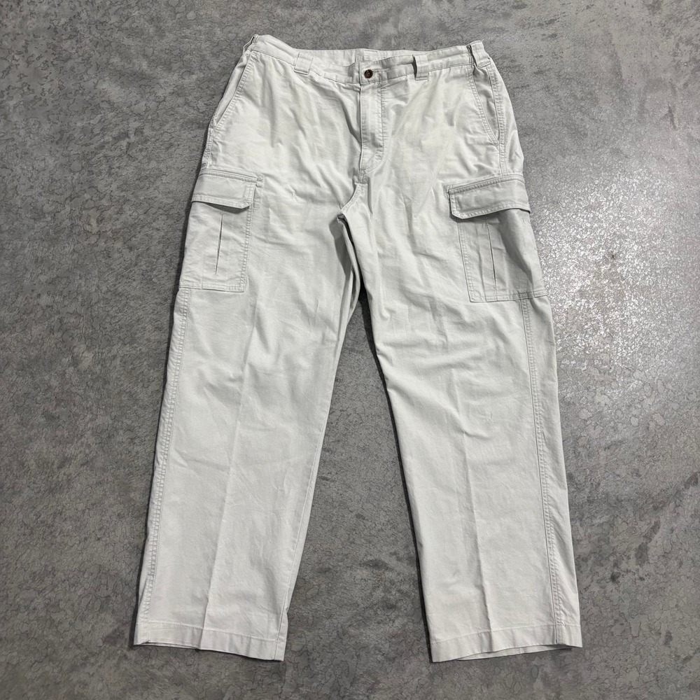 L.L.Bean Cargo Pants – Men's 38x30 – White – Comfort Waist – 100% Cotton